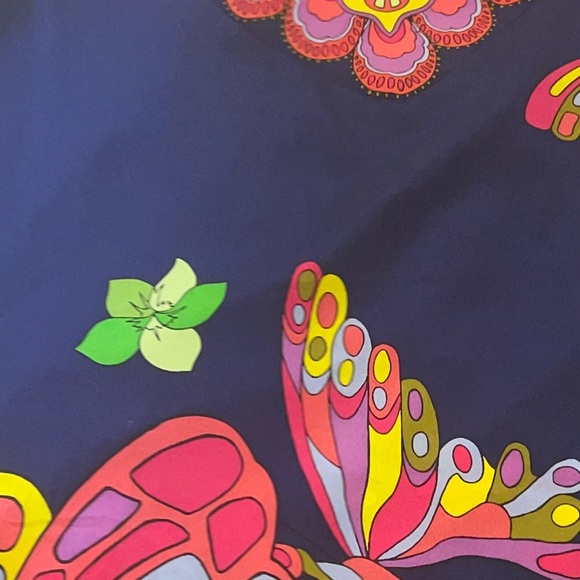 Trina Turk silk cover-up, size XS/S, brand new. - Picture 5 of 6